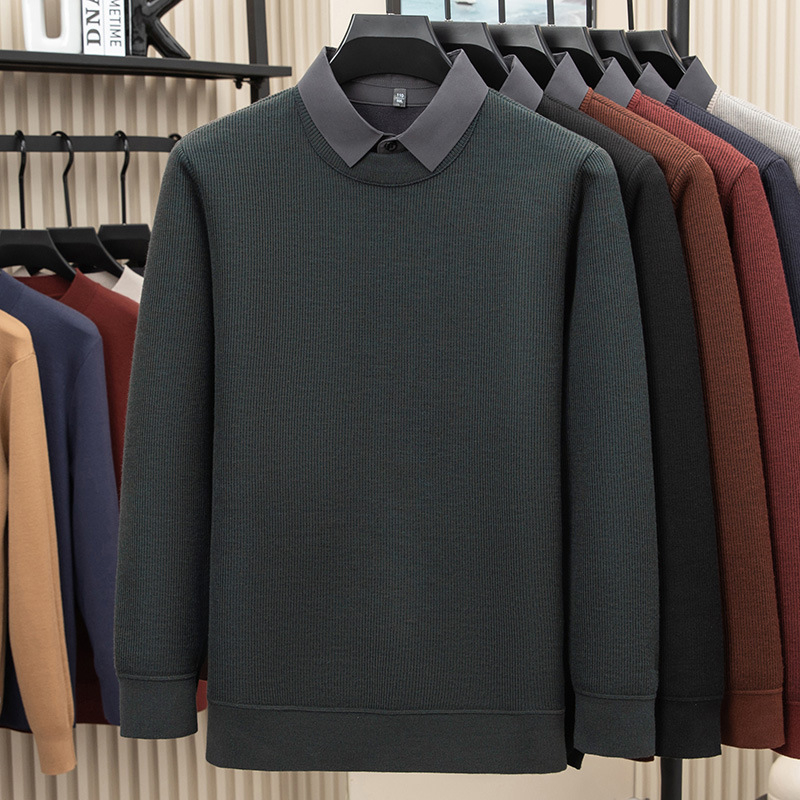 Žieminis megztinis su fliso įdaila ir jacquard mezgimo raštais, marškinėlių tipo apykaklė, laisvas kirpimas, ilgomis rankovėmis