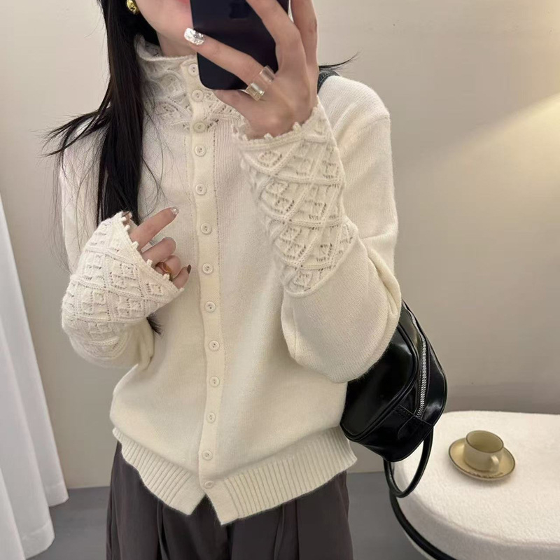 Dámsky cardigan s polovične vysokým golierom, hrubý akrylový úplet, geometrický vzor, dĺžka 50–65 cm