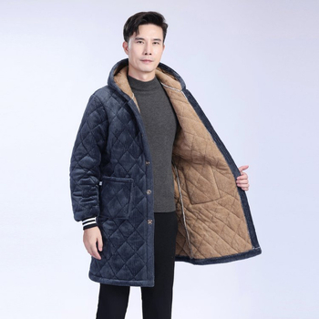 Αντρικό μπουφάν με κουκούλα, παχύτερη επένδυση φλίς, μεσαίου μήκους, τρισδιάστατες τσέπες patch, κλείσιμο μονόστυλο