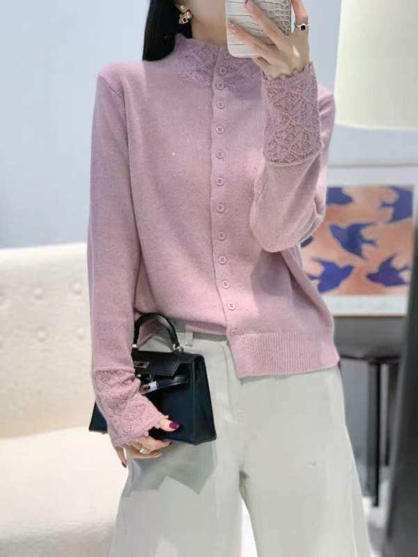 Cardigan damă din amestec de lână, cu guler înalt și paiete, croială lejeră, tricot jacquard, nasturi frontali