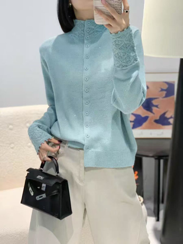 Cardigan damă din amestec de lână, cu guler înalt și paiete, croială lejeră, tricot jacquard, nasturi frontali