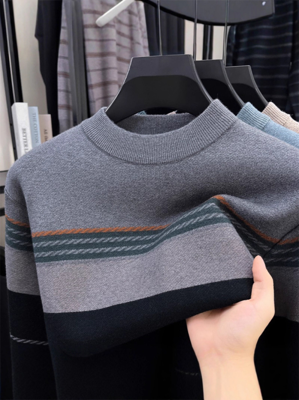 Storas vyriškas megztinis su dryžiniu mezginiu, apvali kaklo iškirptė, jacquard raštas, vilna 76–80% ir medvilnė, žiemai šilta bazinė dalis