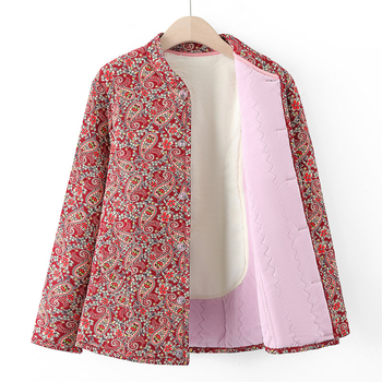 Geacă damă de iarnă cu imprimeu floral, material poliester, umplutură din lână de cămilă și bumbac, guler înalt, izolație groasă, nasturi pe un singur rând, lungime 50–65 cm