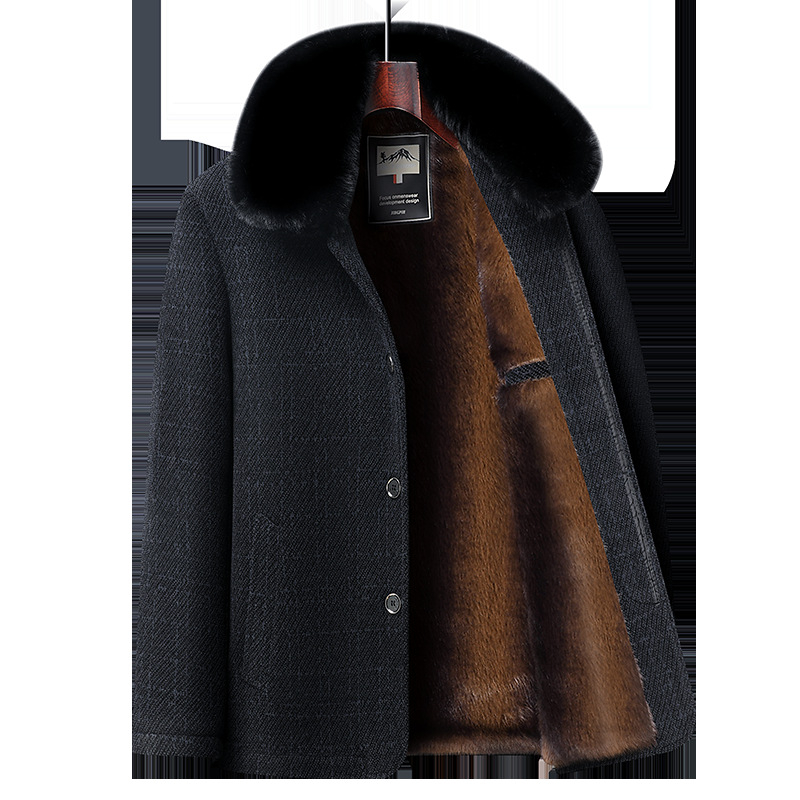 Vyriskas žieminis lauko švarkas su storu poliesterio užpildą 90%, apykaklė su reveru, vienos eilės užsegimas.