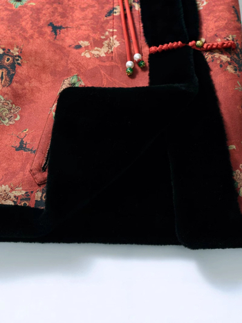 Sieviešu divpusēja bieza jaka no poliesteres, Ķīniešu stilā ar botānisku ziedu rakstu, vidēja garuma, rudens 2025