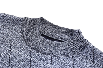 Pulover tricotat pentru bărbați, căptușit cu fleece, croială lejeră, guler semiînalt, model jacquard, amestec de lână 30%