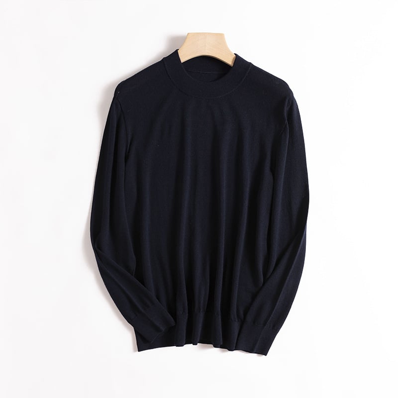 Džemperis iš 100% vilnos, apvalus kaklas, ilgos rankovės, mercerizuotas paviršius, lengvas, vientisas, ruduo 2025