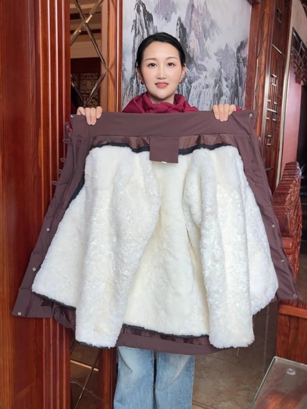 Palton de damă din lână 95%+, cu blană integrată, croială normală, guler înalt, fermoar, umplutură din acrilic și bumbac