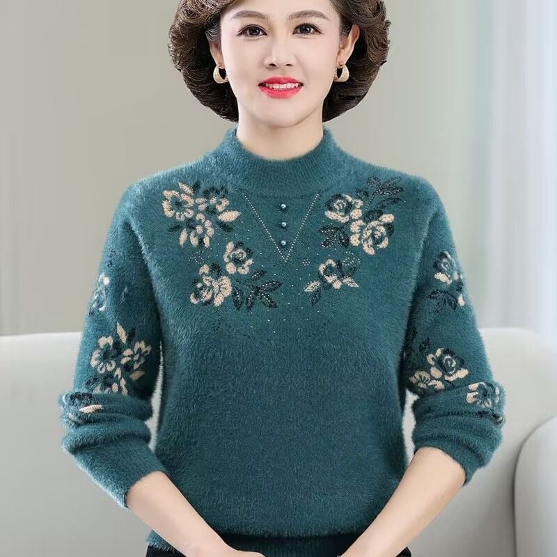 Storas fleece įlietas megztinis brandaus amžiaus moterims, laisvas siluetas, apvalus kaklo iškirptė, 3/4 rankovės