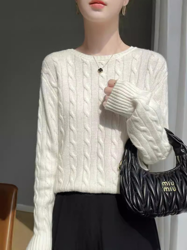 Pulover tricotat cu amestec de lână pentru femei – croială slim, guler rotund, mâneci lungi, model geometric