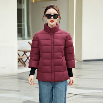 Ženski kratki zimski kaput od poliesterske tkanine s punjenjem od puh-pamučnog materijala, stojeći ovratnik, debeo, duljina 50–65 cm