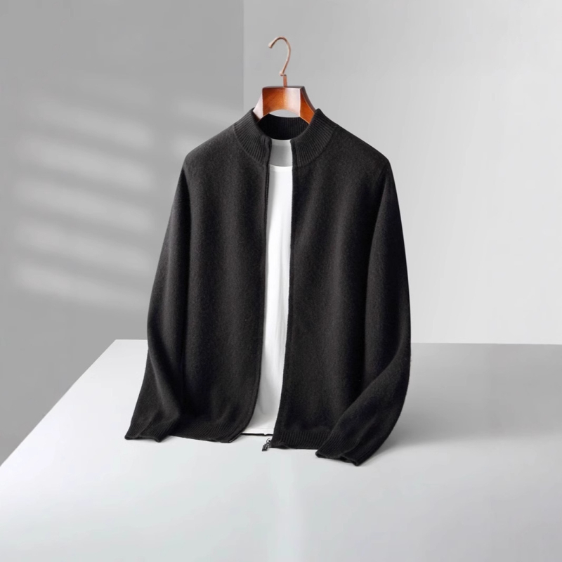 Kardiganas iš 100% vilnos su stovinčiu apykakle ir užtrauktuku, laisvas kirpimas, storas audinys