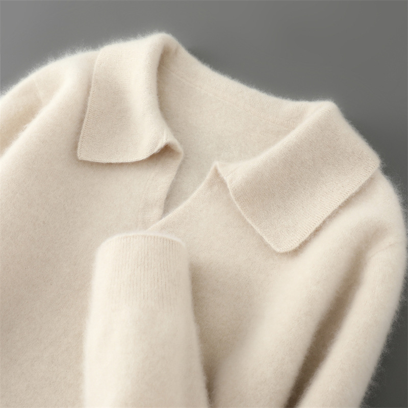 100% vilnos megztinis, ilgos rankovės, laisvas kirpimas, marškinėlių apykaklė, mercerizuotas mezgimas