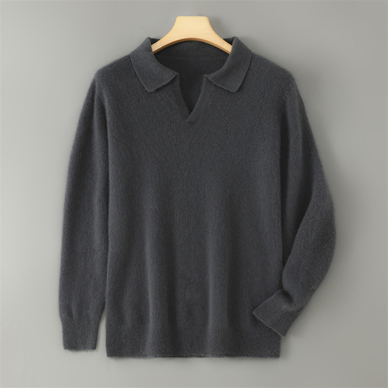 100% vilnos megztinis, ilgos rankovės, laisvas kirpimas, marškinėlių apykaklė, mercerizuotas mezgimas