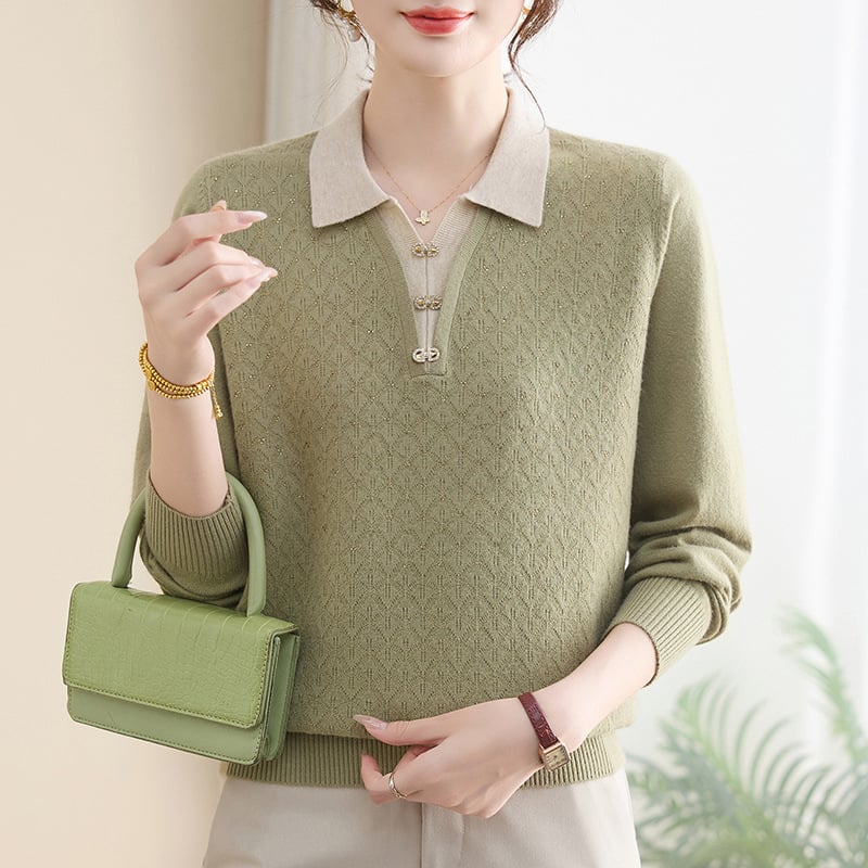 Elegantiškas moterų megztinis su revero apykakle ir gobtuvu, siauras kirpimas, ilgos rankovės, poliesterio daugiau nei 95%, ruduo 2025