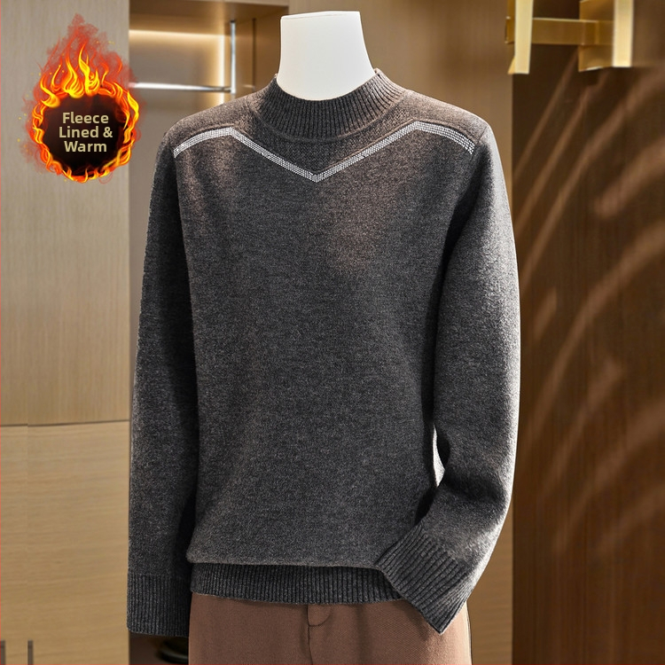 Megztinis su fliso vidine apdaila ir pusaukštas kaklas, laisvas kirpimas, ilgos rankovės, akrilo-poliesterio mišinys