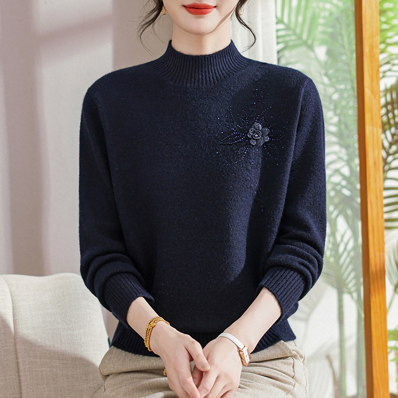 Kapuciuotas laisvo kirpimo megztinis su apvaliu kaklu, gėlėtas raštas, poliesterio-spandekso mišinys, Žiema 2025