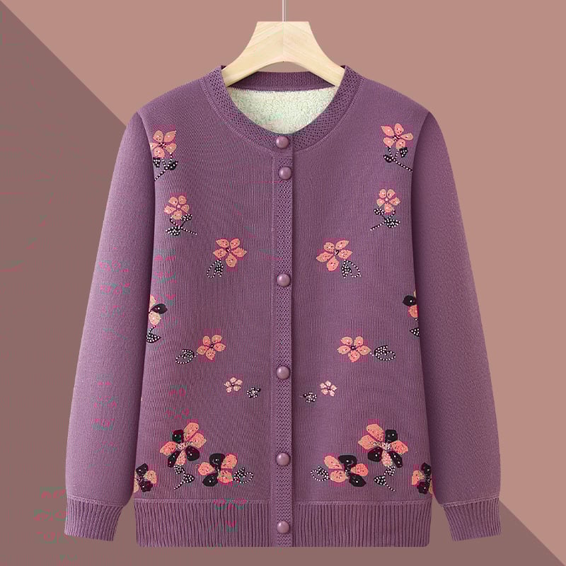 Žieminis kardiganas senjorams — polieteris, fliso pamušalas, ilgomis rankovėmis, laisvas kirpimas, užsegimas mygtukais