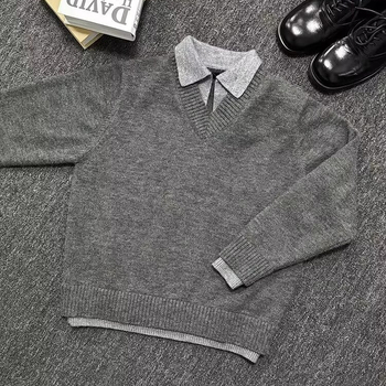 Muški pleteni džemper s reverom - Slim fit, dugi rukav, Poliester 71-80%, Smjesa kemijskih vlakana