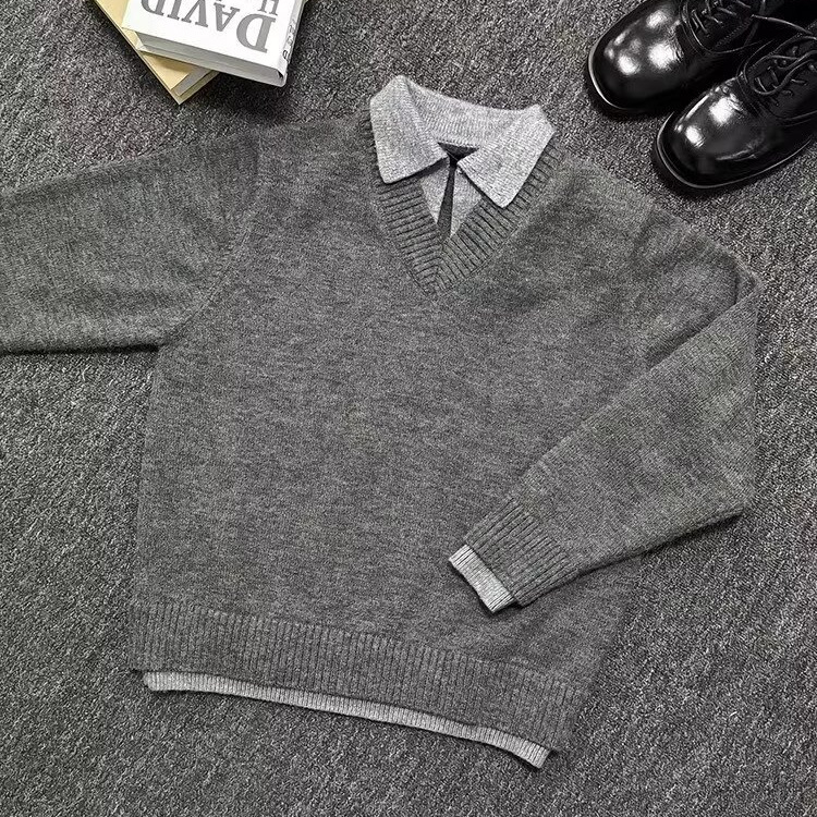 Muški pleteni džemper s reverom - Slim fit, dugi rukav, Poliester 71-80%, Smjesa kemijskih vlakana