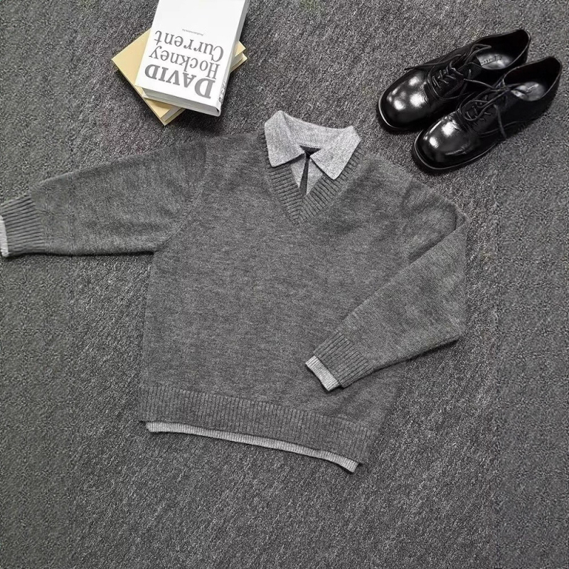 Muški pleteni džemper s reverom - Slim fit, dugi rukav, Poliester 71-80%, Smjesa kemijskih vlakana