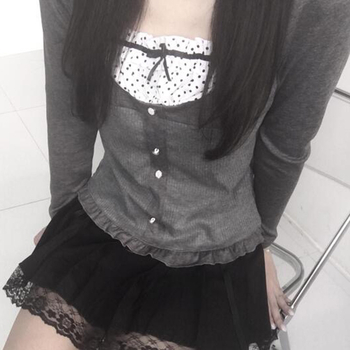 Top tricotat cu glugă, în stil retro franțuzesc, mâneci lungi, guler rotund, funda cu buline și croială slim