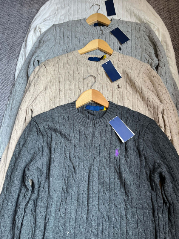 Pulover tricotat cu broderie cu cal de război, tricot din bumbac torsionat, guler rotund, mâneci lungi, croi lejer