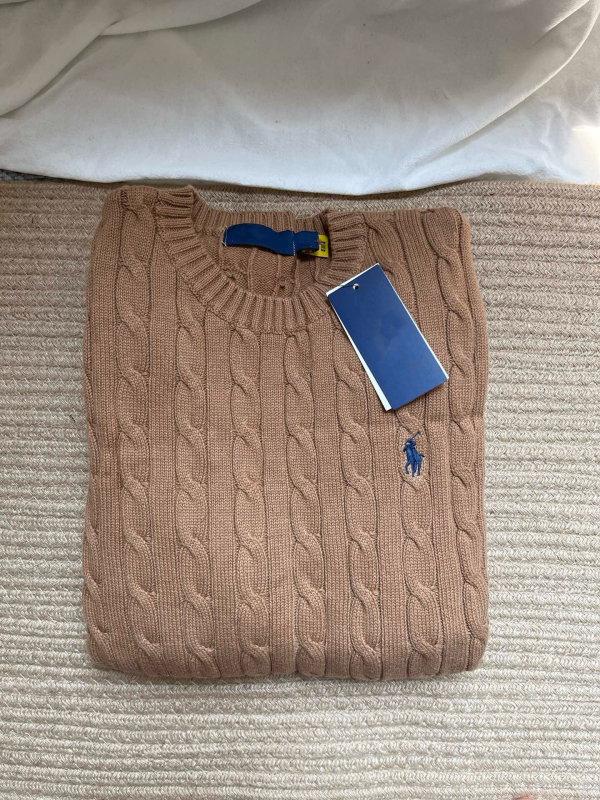 Pulover tricotat cu broderie cu cal de război, tricot din bumbac torsionat, guler rotund, mâneci lungi, croi lejer