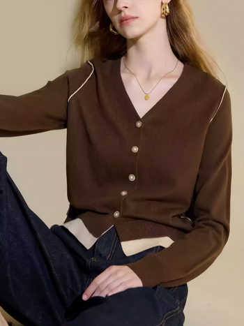 Maillard pleteni kardigan s V-izrezom, retro stil, ženski tanak džemper, jesen 2025