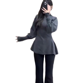 Pulover tricotat din catifea, cu mâneci lantern, talie evidențiată, guler rotund, croială slim, toamnă 2025