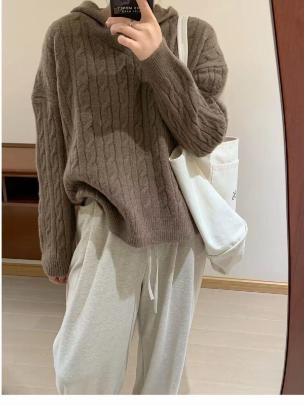 Ženski Twist pleteni hoodie džemper — široki kroj, dugi rukavi, srednja debljina, 50-70% kašmir, poliester ispod 30%