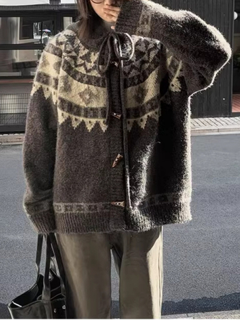 Kardigan s kapuljačom i jacquard uzorkom – vintage retro stil, geometrijski uzorak, srednja debljina, normalan kroj, za odrasle žene