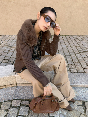 Női kötött kardigán kockás mintával és cipzárral, slim fit