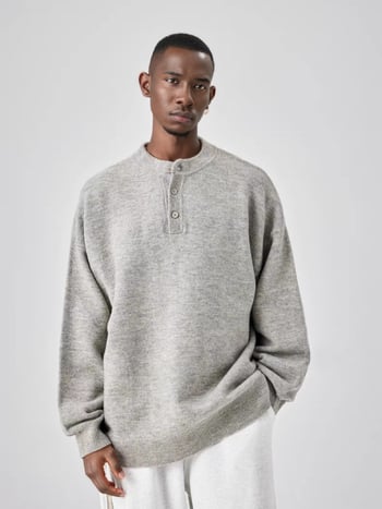 FBUF Semleges stílusú kereknyakú pulóver, laza szabás, hosszú ujjú, vastag bolyhos kötött, 81% polietilén rost