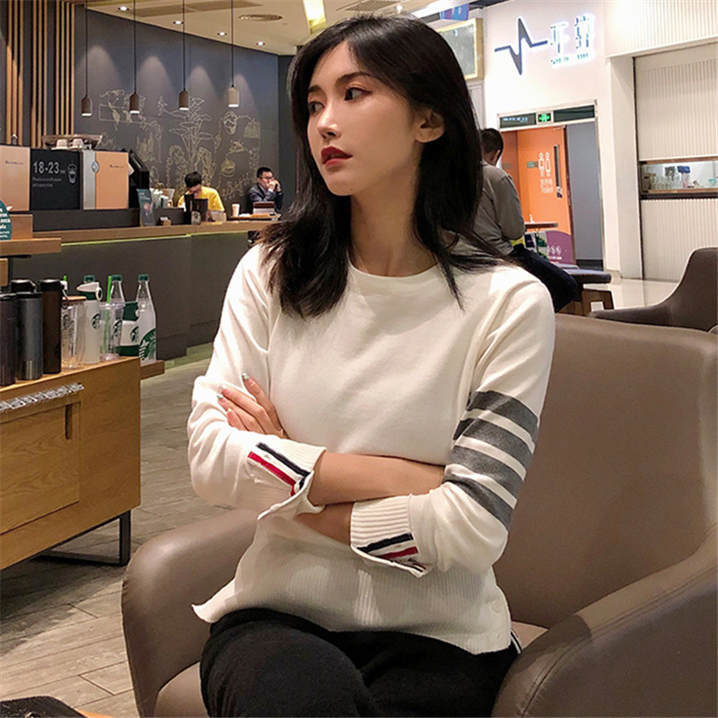 Unisex viskozni pleteni pulover s okruglim izrezom, dugim rukavima, uskog kroja, jednobojan, srednje težine, 50-70% viskoze, proljeće 2025