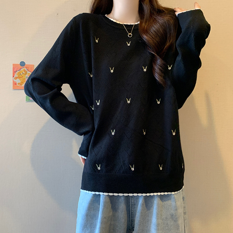 Sveter s dierovanou pleteninou, voľný strih, okrúhly výstrih, dlhé rukávy, dĺžka 50–65 cm, Mercerizovaná bavlna a polyester