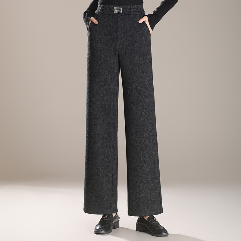 Pantaloni de maternitate drepți, iarnă 2024, textură groasă de fleece, croială lejeră, poliester 70–80%, microelasticitate, modelare la temperaturi ridicate