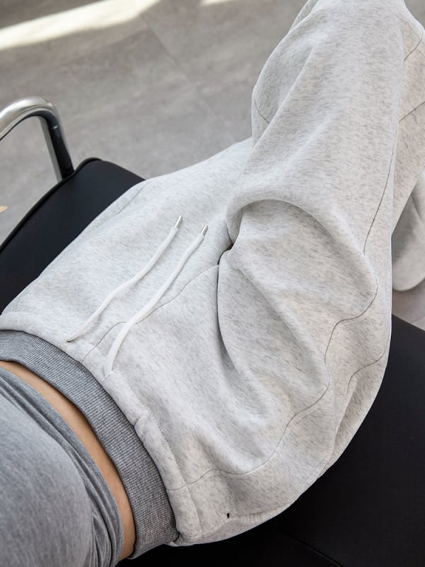 Ženske široke hlače, proljeće 2026 — novi stil, opuštene drapirane sportske hlače, casual stil, do poda, banana hlače