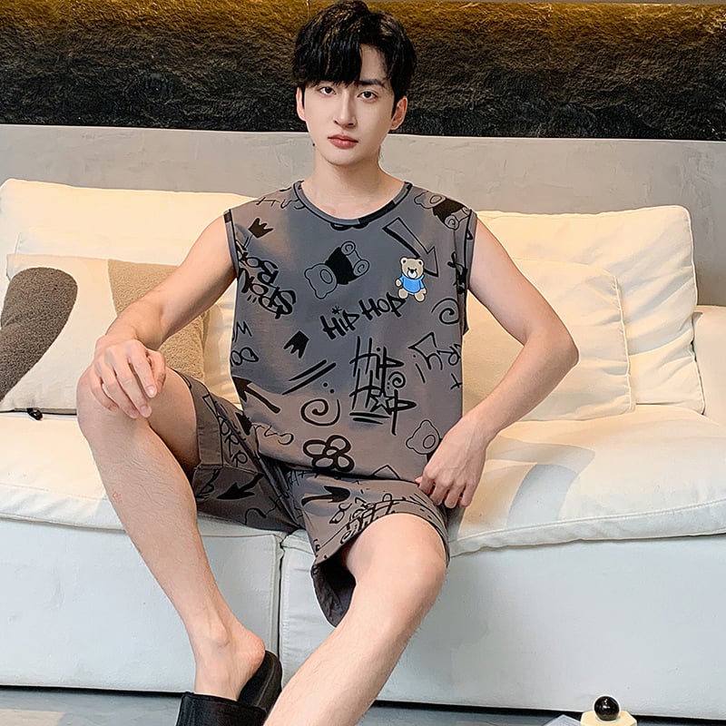 Férfi modal-pamut pizsama készlet: ujjatlan felső és rövidnadrág, lélegző és könnyű nyárra; anyag Modal, 141–160 g/m², kerek nyak