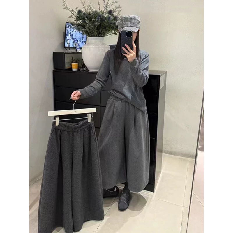 Női egyenes szabású gyapjú nadrág, magas derék, szűk szabás, 95%+ gyapjú tartalom, téli 2025, városi stílus