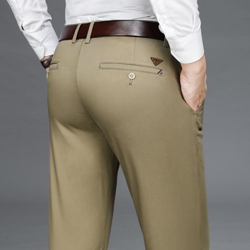 Nadrág férfiaknak, mindennapi, egyenes szárú, középmagasságú derekú, övvel, cipzárral, pamut-poliészter-spandex keverék (59% pamut, 38% poliészter, 3% spandex)