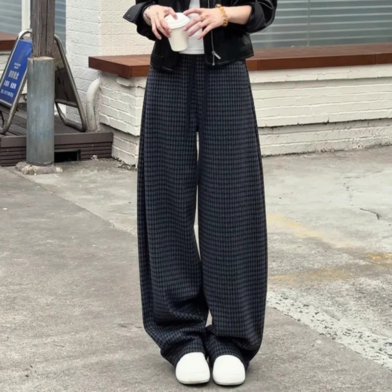 Női denim nadrág fleece béléssel, kockás mintával, magas derékkal, széles szabású