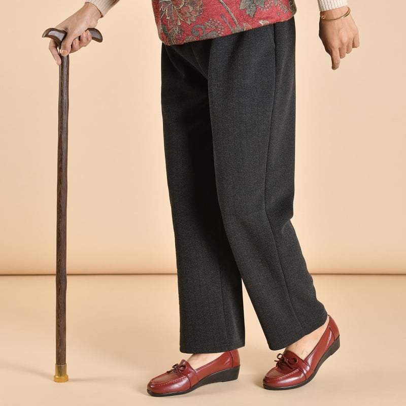 Pantaloni casual pentru femei în vârstă – croială conică, ultra-subțiri, poliester, peste 95% țesătură, stil stradal, fără călcare