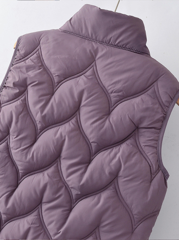 Zimska vesta za starije žene, punjenje od perje-bavla, materijal poliester (>95%), duljina 50–65 cm, bez ovratnika, bez glačanja