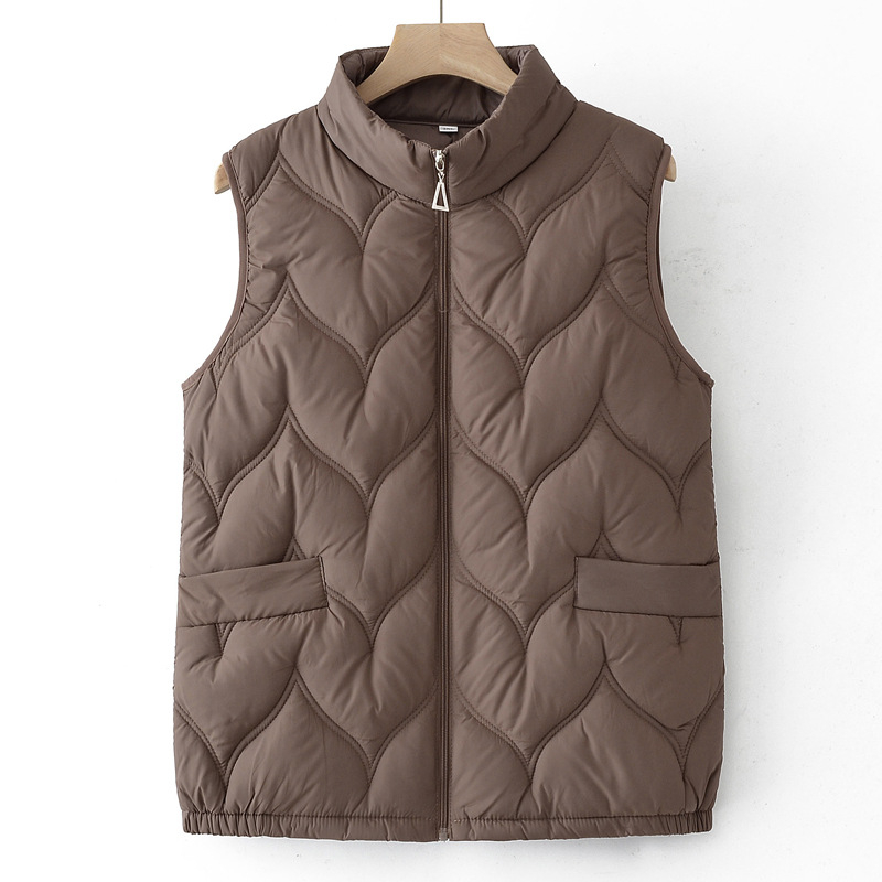 Zimska vesta za starije žene, punjenje od perje-bavla, materijal poliester (>95%), duljina 50–65 cm, bez ovratnika, bez glačanja