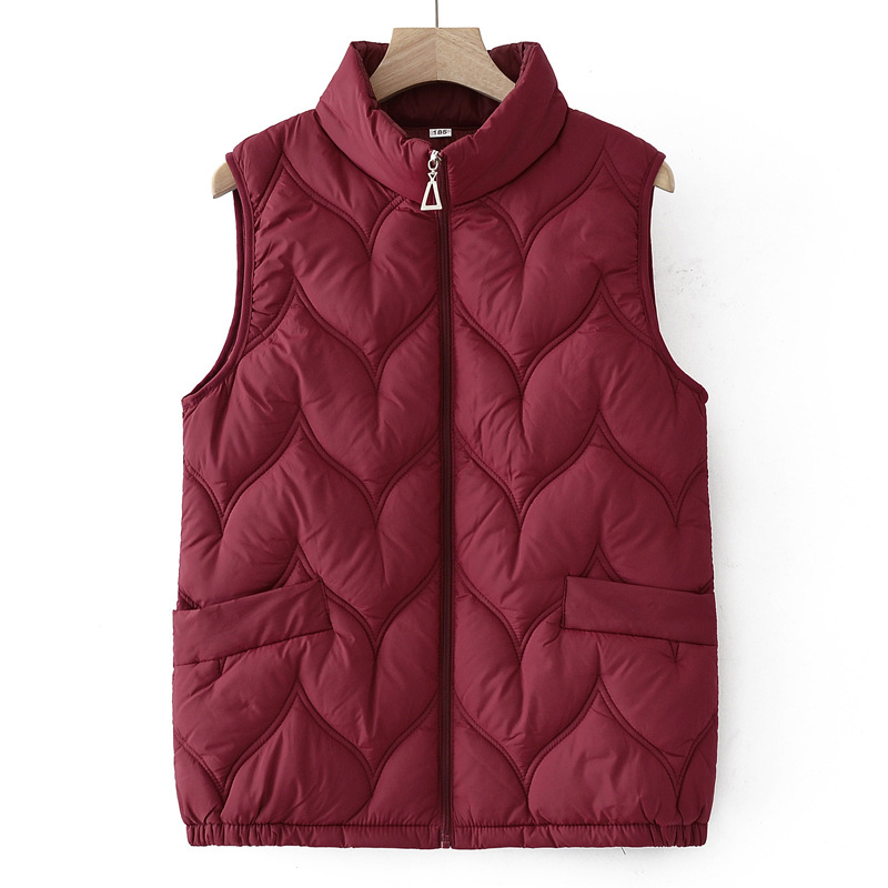 Zimska vesta za starije žene, punjenje od perje-bavla, materijal poliester (>95%), duljina 50–65 cm, bez ovratnika, bez glačanja