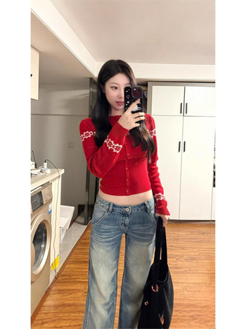 Двучастен комплект: плетен кардиган с качулка и потник, снежен модел, дълги ръкави, кръгла яка (материя: основна прежда 50–70% и акрил <30%)