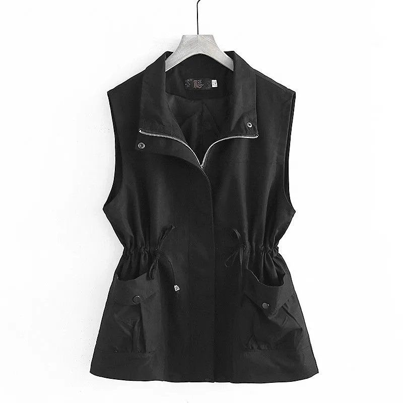 Női szabályos városi mellény magas derekú, elöl cipzárral, hossz 50–65 cm, anyagtartalom 70–80%