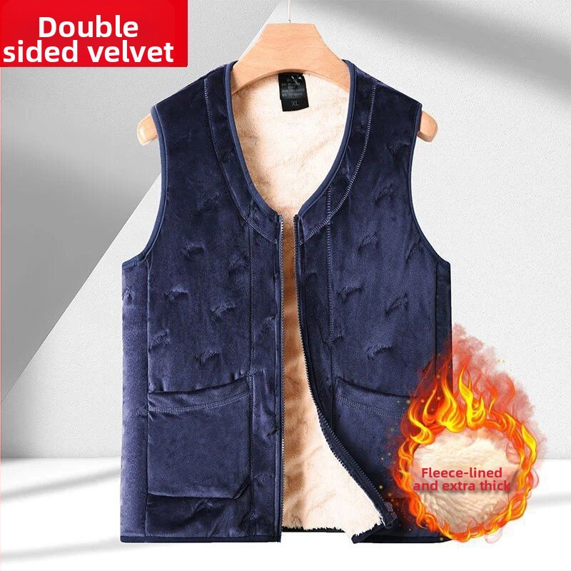 Pánska quiltovaná vesta s kapucňou, výplň z bavlny, vonkajší materiál vlna, podšívka z ľanu, vrecká a zipsy, jar 2025