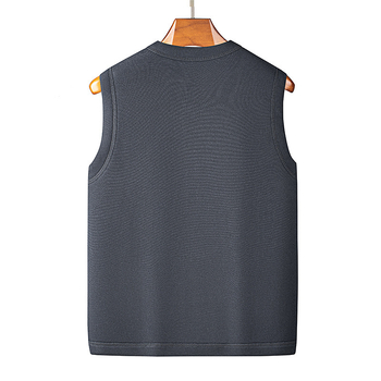 Fleeces vest za muškarce srednje dobi i starije dobi, V izrez, jednostruko zatvaranje, poliester fleece s podstavom od spandeksa, zimska odjeća